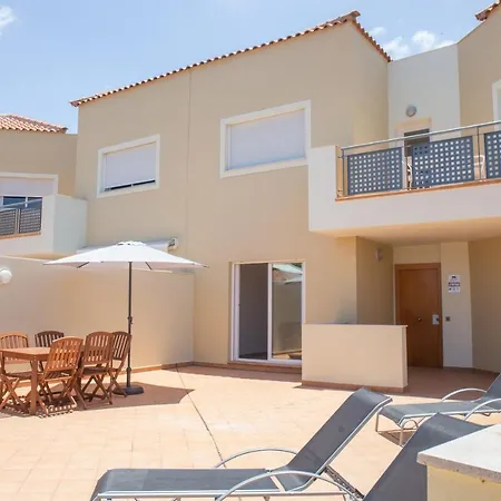 아파트 Oasis Fanabe 3 Bedrooms *